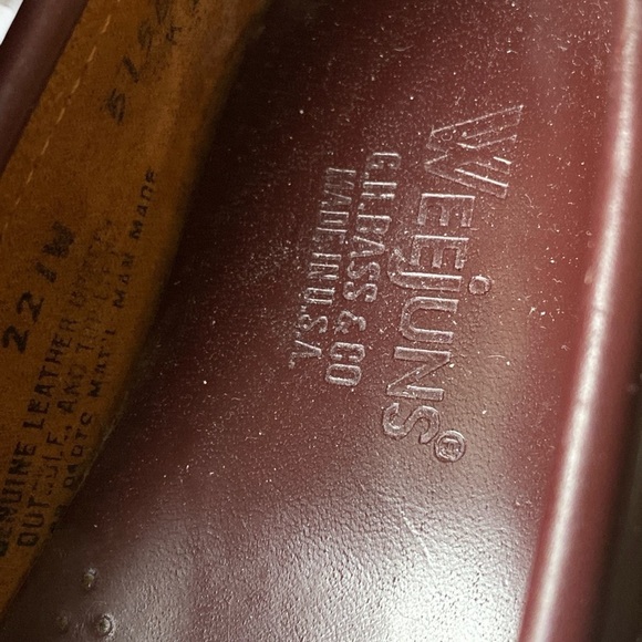 G.H.Bass Willa Flat Strap Weejuns Penny Loafer Brown Size 8AA Minimalist - Picture 6 of 12